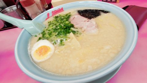 山岡家　プレミアム塩とんこつラーメン